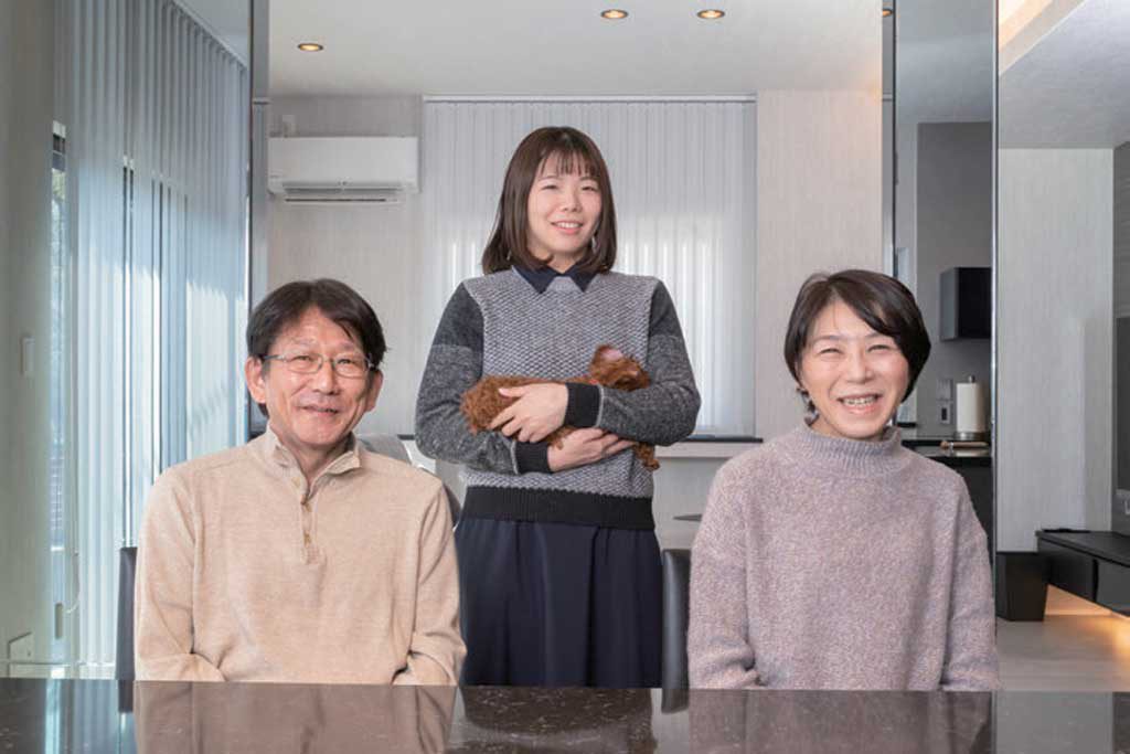 みんなで家事がしたくなるキッチンが中心の家 東京都 N様邸