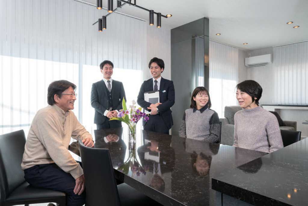 みんなで家事がしたくなるキッチンが中心の家 東京都 N様邸